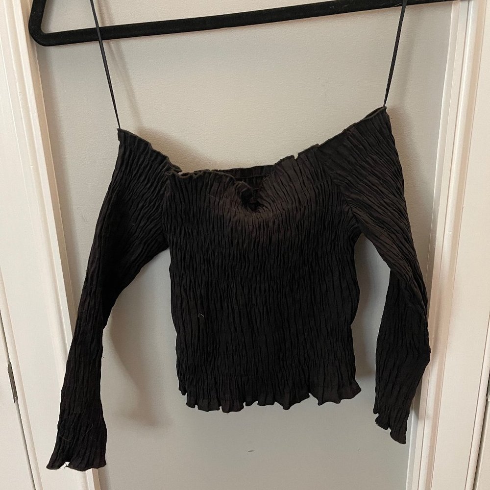 Zara Off-Shoulder Crop Top